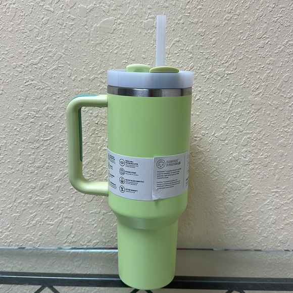 Stanley 40oz Citron - Picture 3 of 7